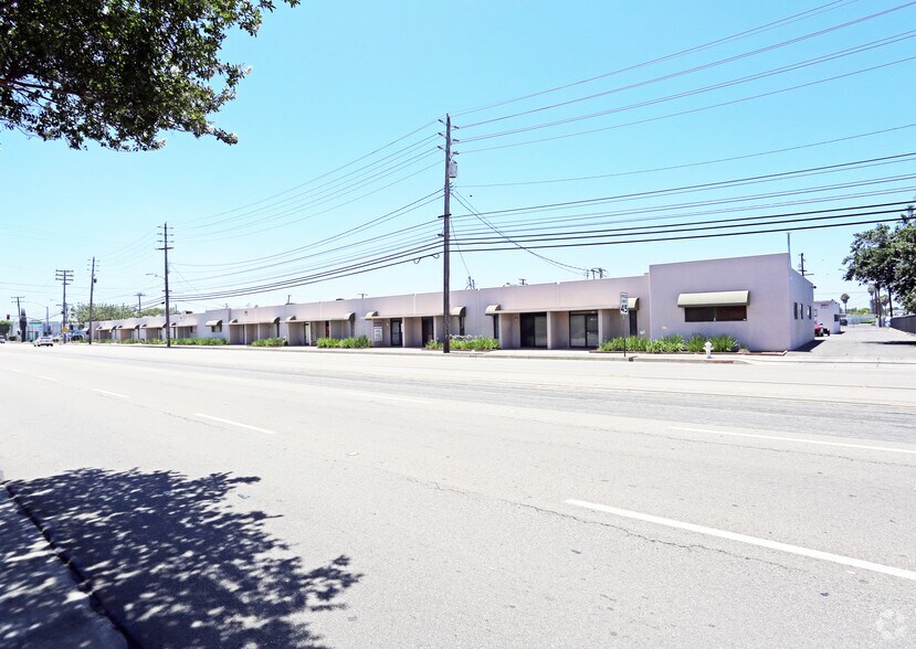 More Photos Of 2002-2022 S Grand Ave, Santa Ana Manufacturing For Lease