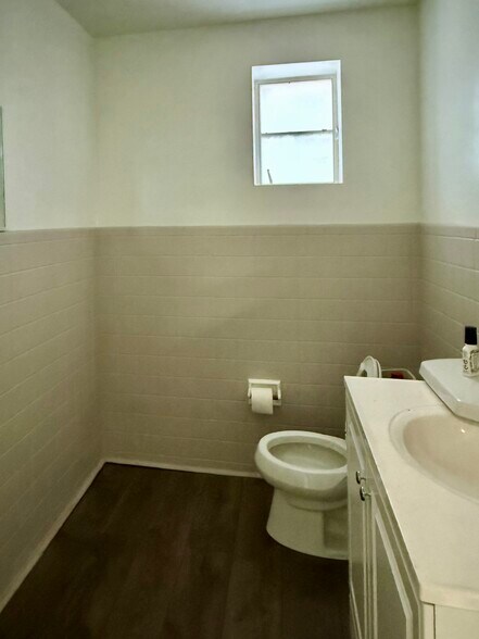 More Photos Of 507 Tripoli St, Pittsburgh Warehouse For Sale