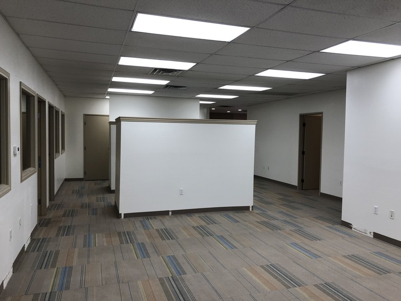 More Photos Of 1168-1170 Center Point Dr, Henderson Warehouse For Sale