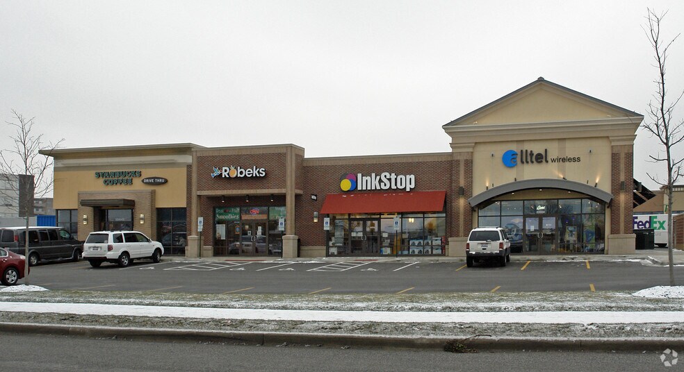 More Photos Of 3171-3221 Westgate Mall, Fairview Park Unknown For Lease