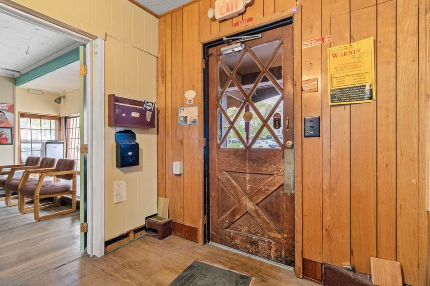 More Photos Of 13 Hodskin St, Canton Apartments For Sale