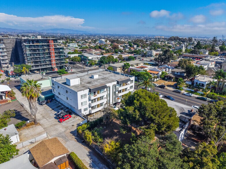 More Photos Of 2470 C St, San Diego Apartments For Sale