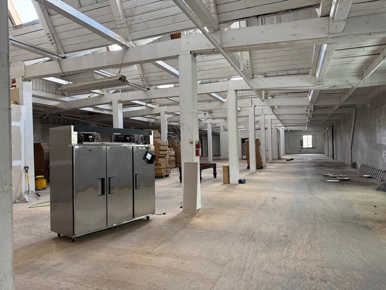 More Photos Of 2031-2035 Washington Ave, Philadelphia Freestanding For Lease