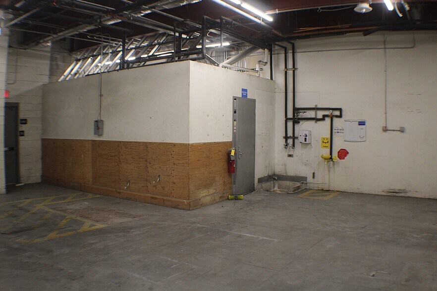 More Photos Of 869 W Florida Ave, Hemet Unknown For Lease