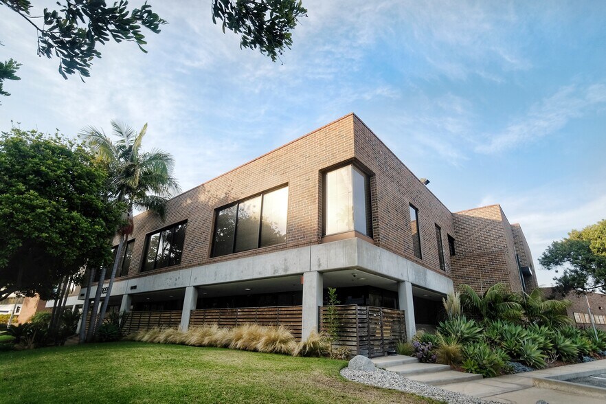 Primary Photo Of 1655 26th St, Santa Monica Office For Lease