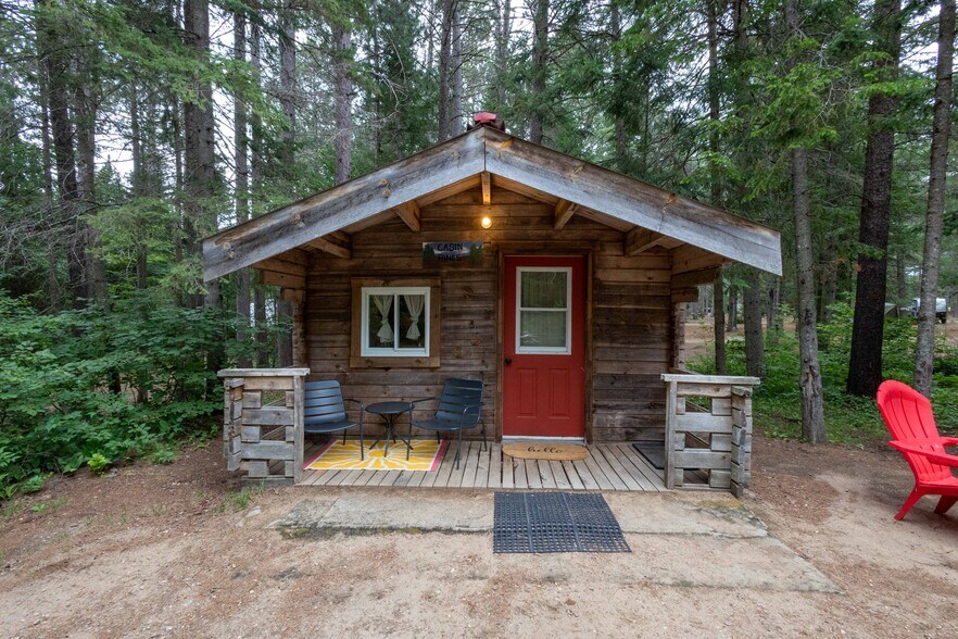 More Photos Of 2883 HWY-60, Dwight Trailer Camper Park For Sale