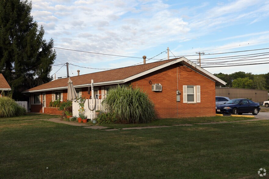 More Photos Of 10-36 Linda St, Tallmadge Apartments For Sale