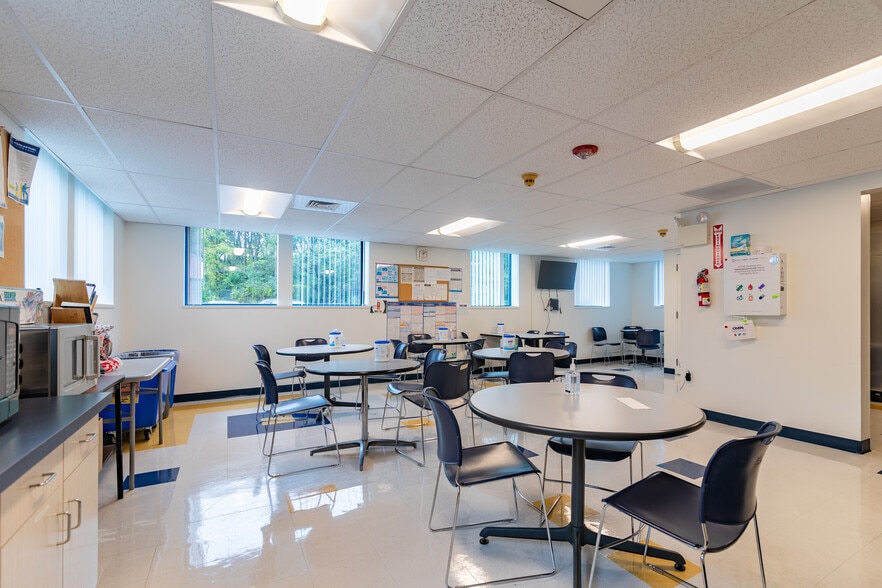 More Photos Of 1745 Eaton Ave, Bethlehem Manufacturing For Sale