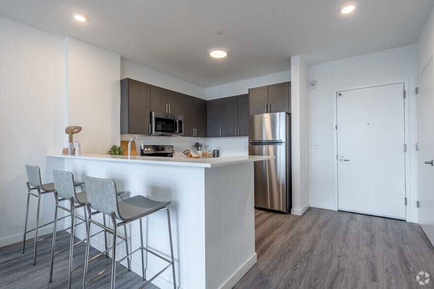 More Photos Of 150 Main St, Hackensack Apartments For Lease