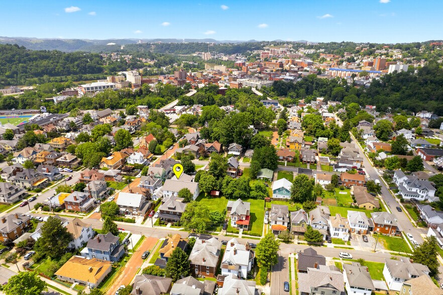 More Photos Of 320 Watts St, Morgantown Apartments For Sale