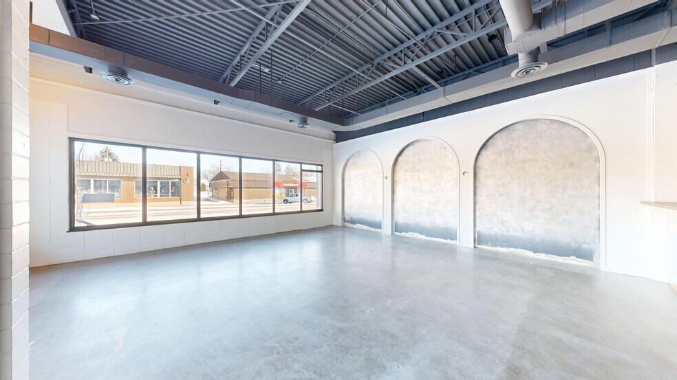 More Photos Of 4810 50 st, Stettler Flex For Lease