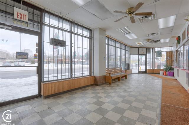 More Photos Of 2854 E 7 Mile Rd, Detroit Freestanding For Sale