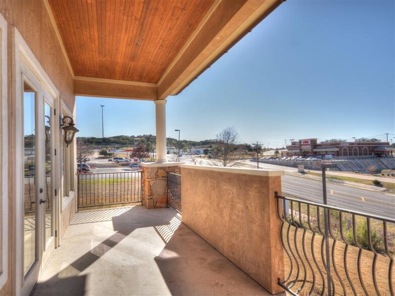 More Photos Of 20624 Hwy 1431, Lago Vista Office For Sale
