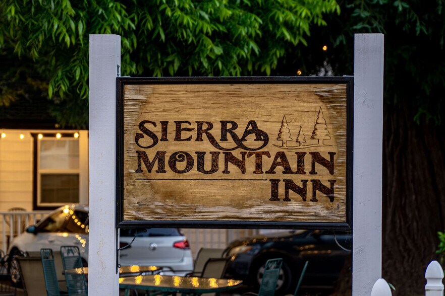 More Photos Of 816 W Main St, Grass Valley Hotel For Sale