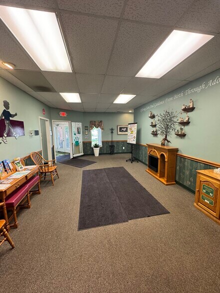 More Photos Of 71 Mack Walters Rd, Shelbyville Medical For Sale