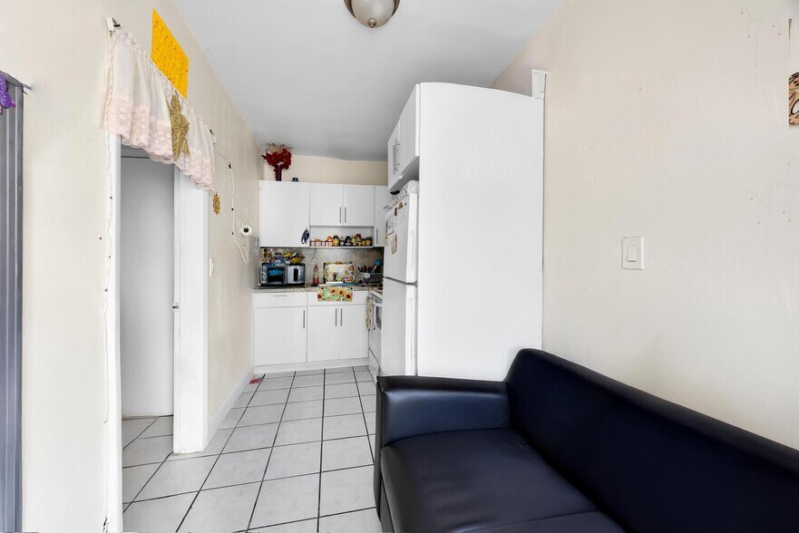 More Photos Of 1362 SW 2nd St, Miami Apartments For Sale