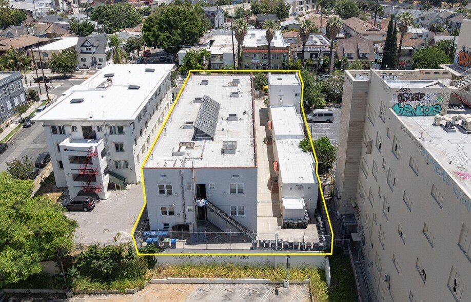 More Photos Of 307 S Boyle Ave, Los Angeles Apartments For Sale
