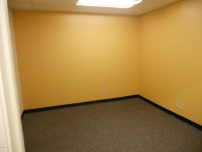 More Photos Of 2501 E Elm St, Tucson Rehabilitation Center For Sale