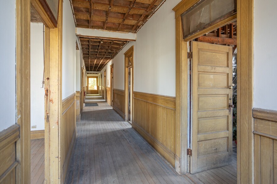 More Photos Of 479 B St, Biggs Storefront Retail Office For Sale