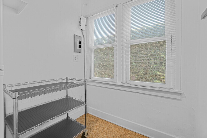 More Photos Of 2531 Elsinore St, Los Angeles Apartments For Sale