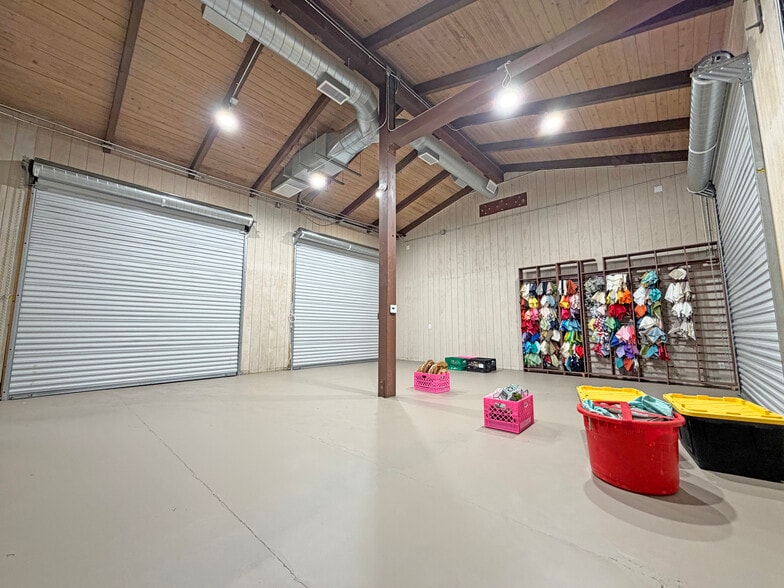 More Photos Of 202 E Haley St, Santa Barbara Distribution For Lease