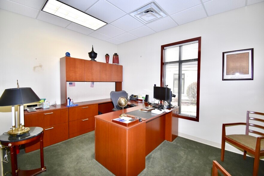 More Photos Of 79 Stonebridge Blvd, Jackson Office For Lease