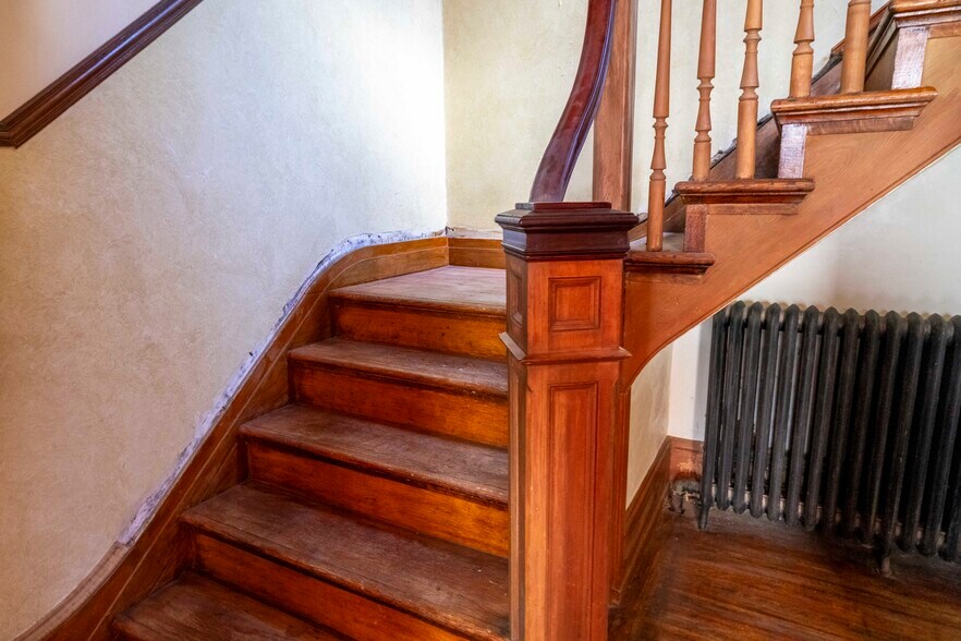 More Photos Of 1717-19 Mt Vernon st, Philadelphia Apartments For Sale