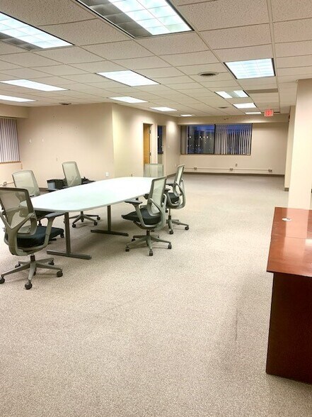 More Photos Of 495 Old Connecticut Path, Framingham Office For Sale