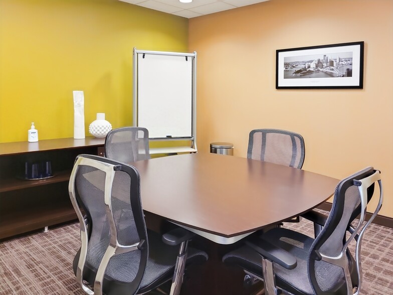 More Photos Of 445 Minnesota St, Saint Paul Coworking Space