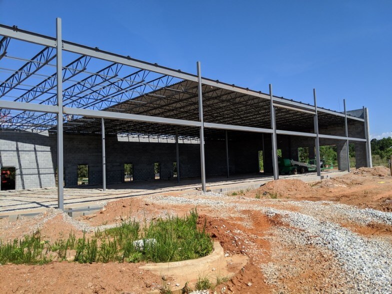 More Photos Of 4045-4095 Mt Zion Pky, Stockbridge Medical For Lease