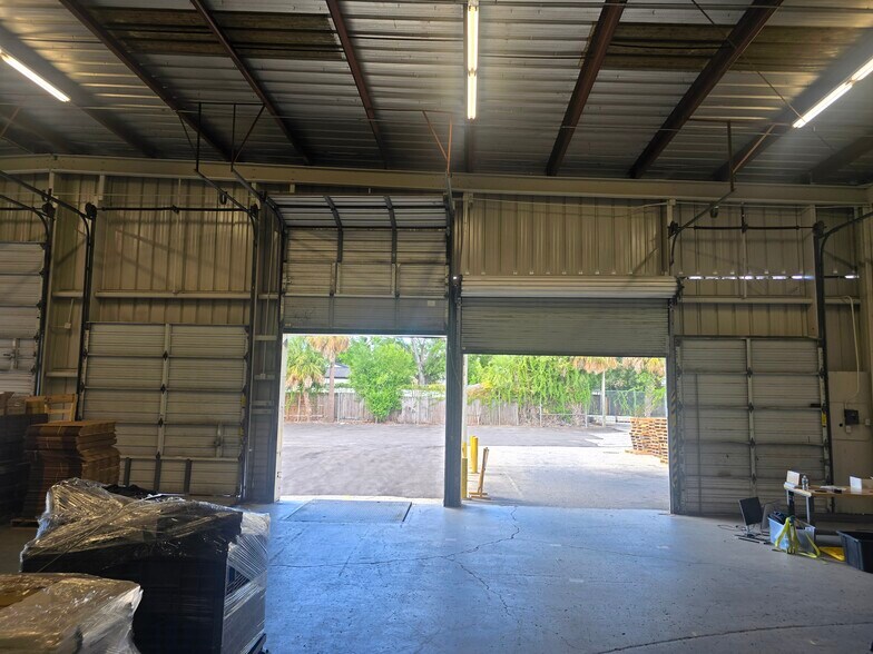 More Photos Of 1102 N Rome Ave, Tampa Warehouse For Lease