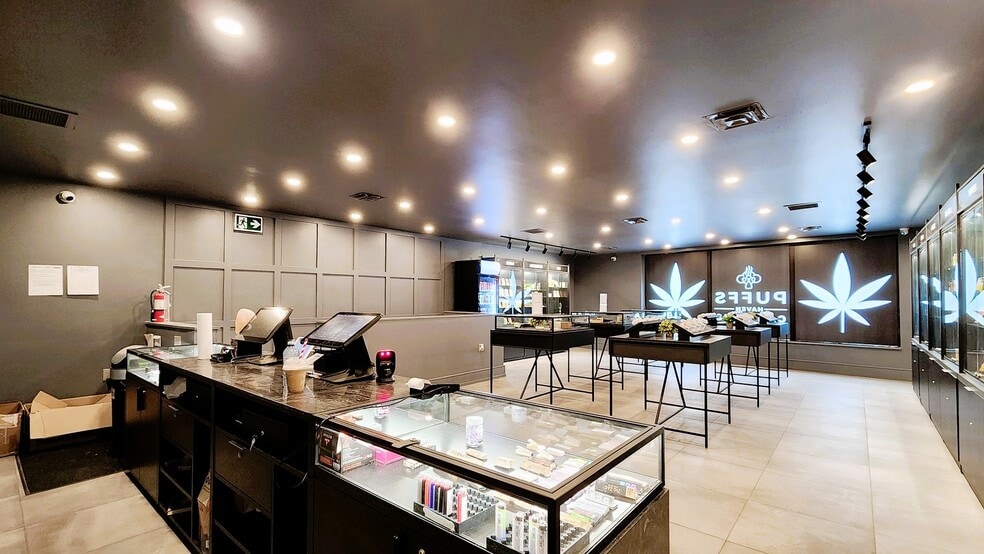 More Photos Of 5171 Yonge St, Toronto Storefront For Sale