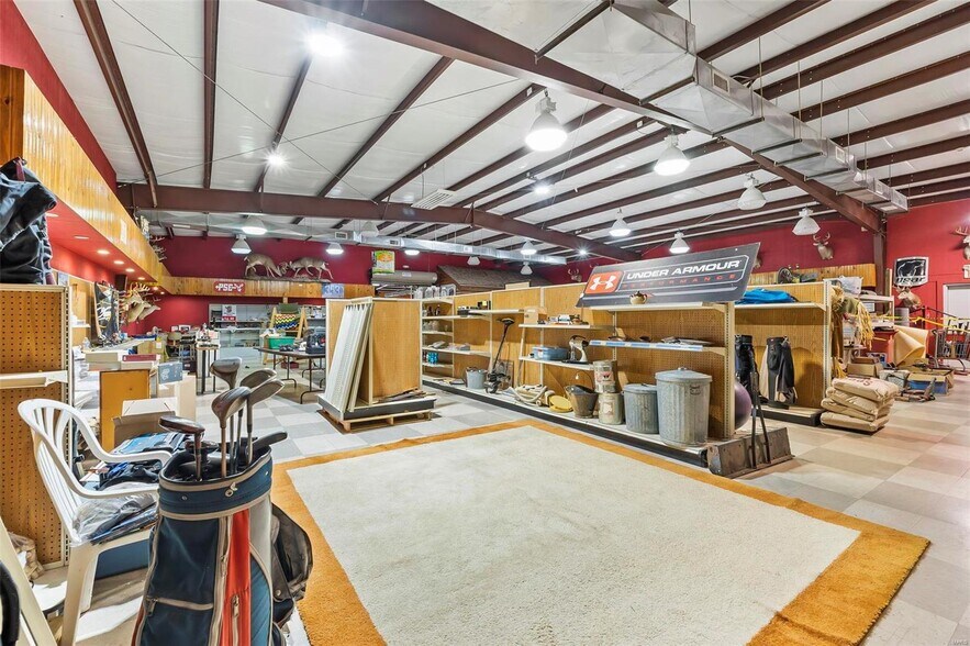 More Photos Of 1014 Linn St, Sikeston Freestanding For Sale