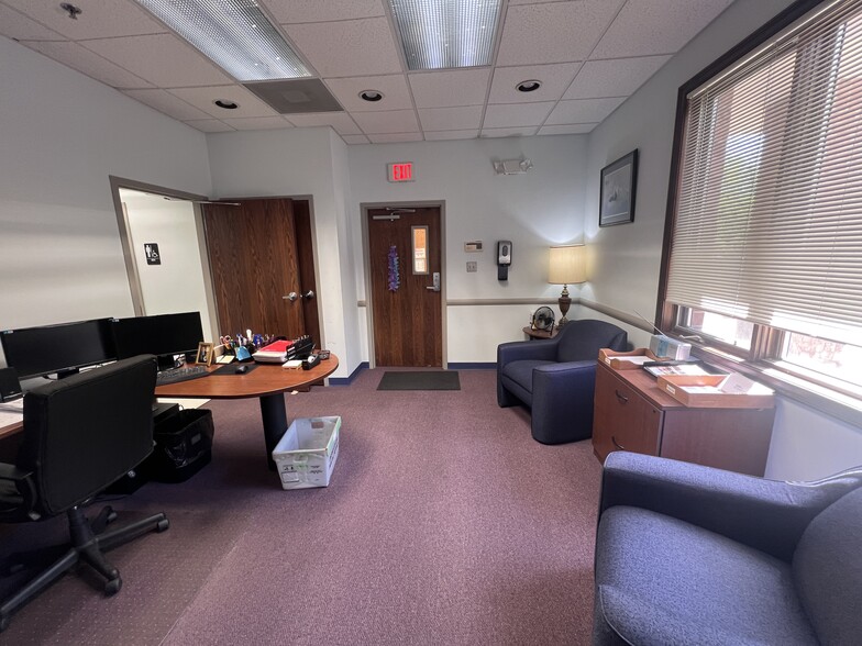 More Photos Of 59 General Warren Blvd, Malvern Medical For Lease