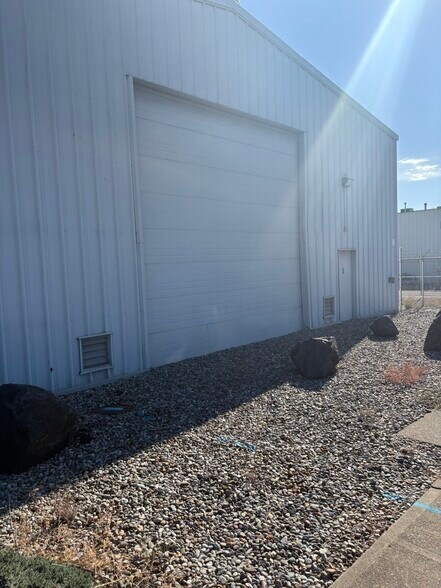 More Photos Of 320 N Lee St, Spokane Warehouse For Lease