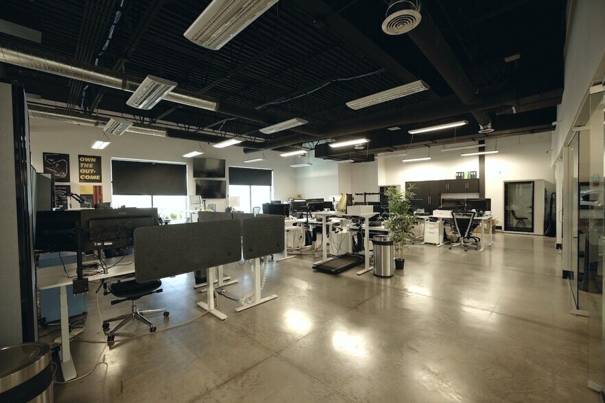 More Photos Of 450 N 1500 W, Orem Office For Lease