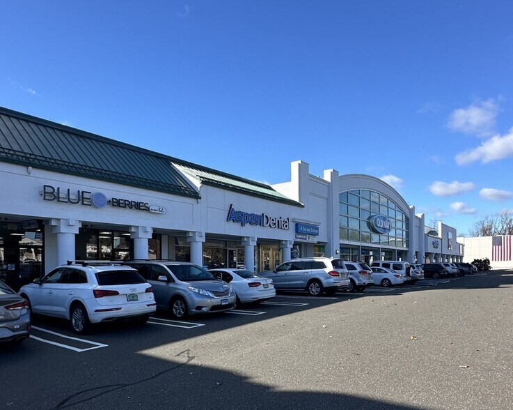 Primary Photo Of 2055-2230 Black Rock Tpke, Fairfield Storefront For Lease