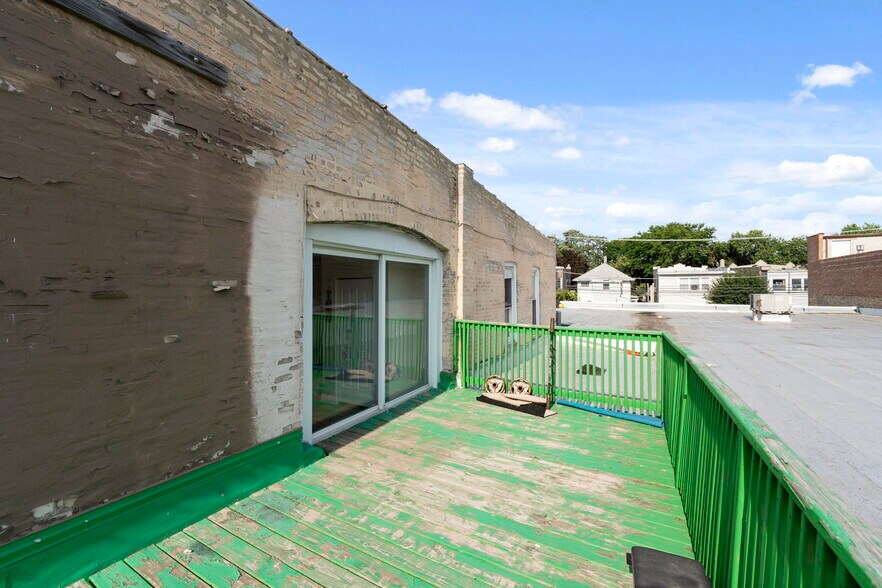 More Photos Of 3441-3445 N Pulaski Rd, Chicago Storefront Retail Office For Sale
