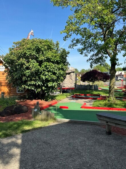 More Photos Of 2400 Sheridan Dr, Tonawanda Amusement Park For Sale