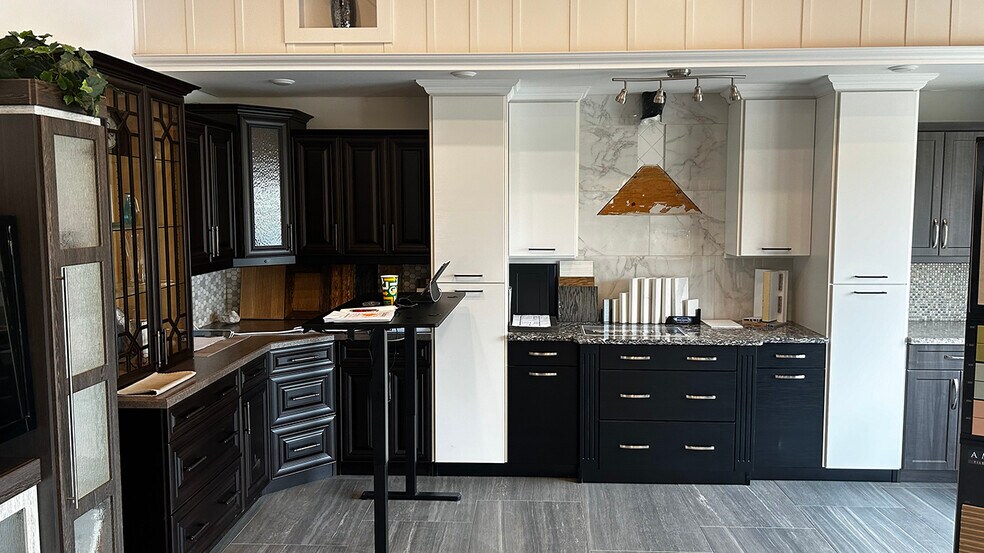 More Photos Of 545 Mcbride Av, Neepawa Storefront Retail Residential For Sale