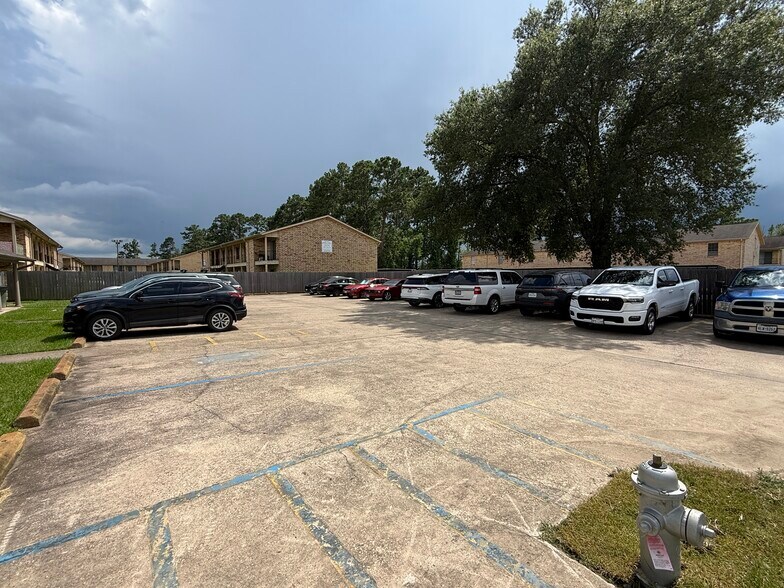 More Photos Of 4749 Odom Rd, Beaumont Office For Sale
