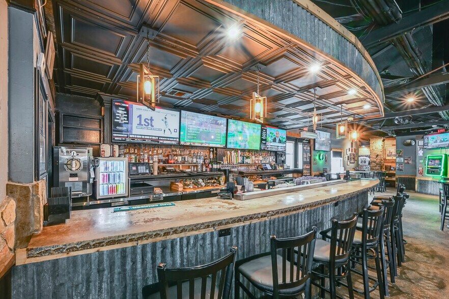 More Photos Of , Grapevine General Retail For Sale