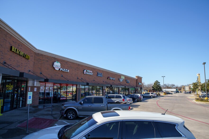 More Photos Of 10716-10860 N Beach St, Keller Unknown For Lease