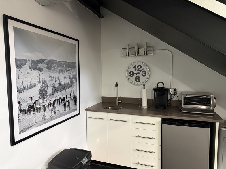 More Photos Of 4640 Pecos St, Denver Research And Development For Sale