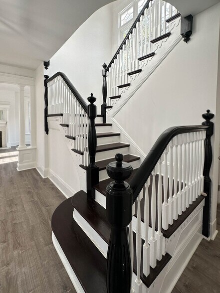 More Photos Of 2505 Genesee St, Utica Medical For Sale