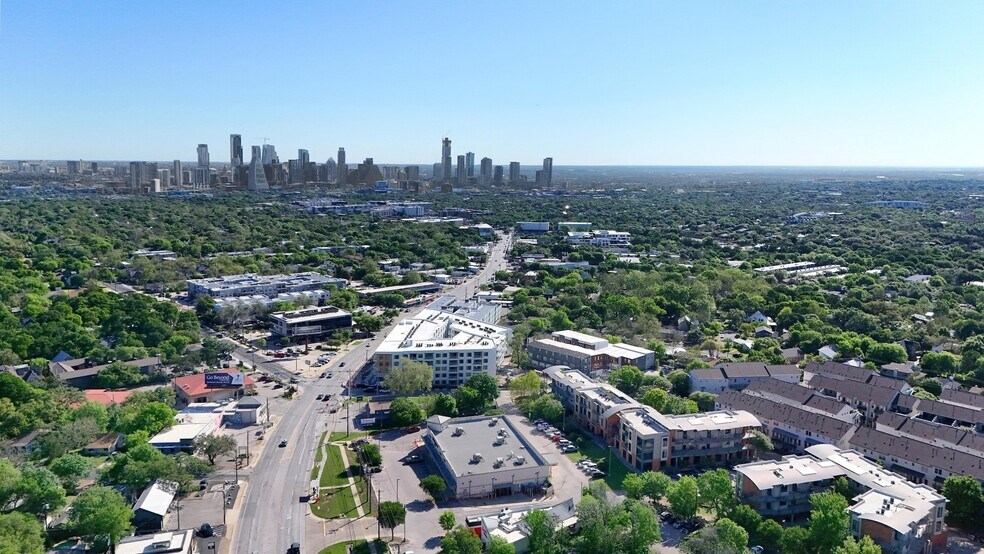 More Photos Of 2525 S Lamar Blvd, Austin Office For Sale