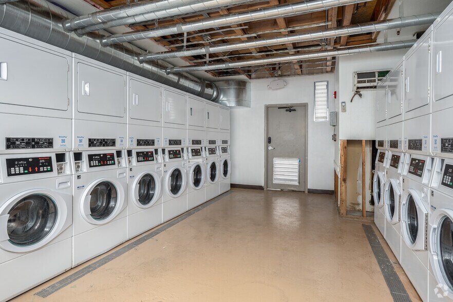 More Photos Of 11260 Point East Dr, Rancho Cordova Apartments For Sale