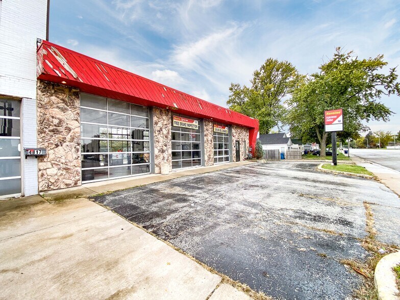 More Photos Of 4819 W 93rd St, Oak Lawn Auto Repair For Lease
