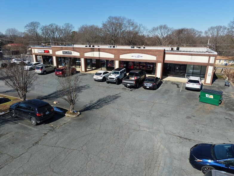 More Photos Of 4954 Hwy 49 hwy, Harrisburg General Retail For Sale