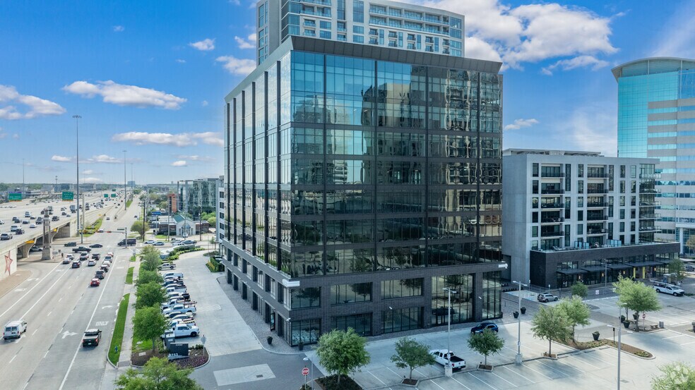 More Photos Of 9753 Katy Fwy, Houston Office For Lease